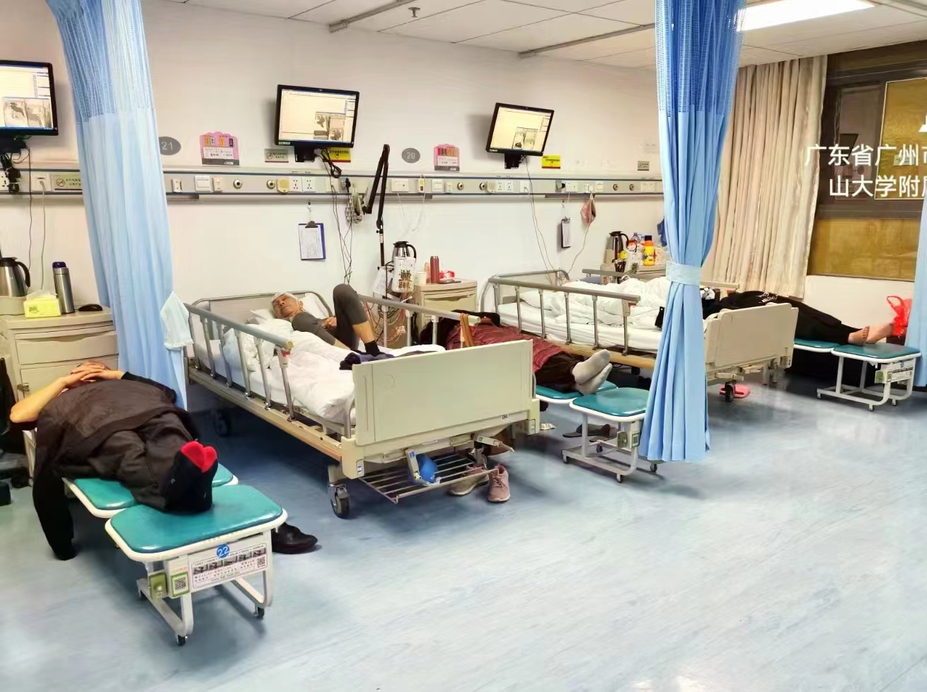 醫(yī)院共享陪護床：共享健康，愛陪你我！